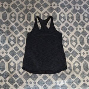 Lululemon Essential Tank. Sz 6.